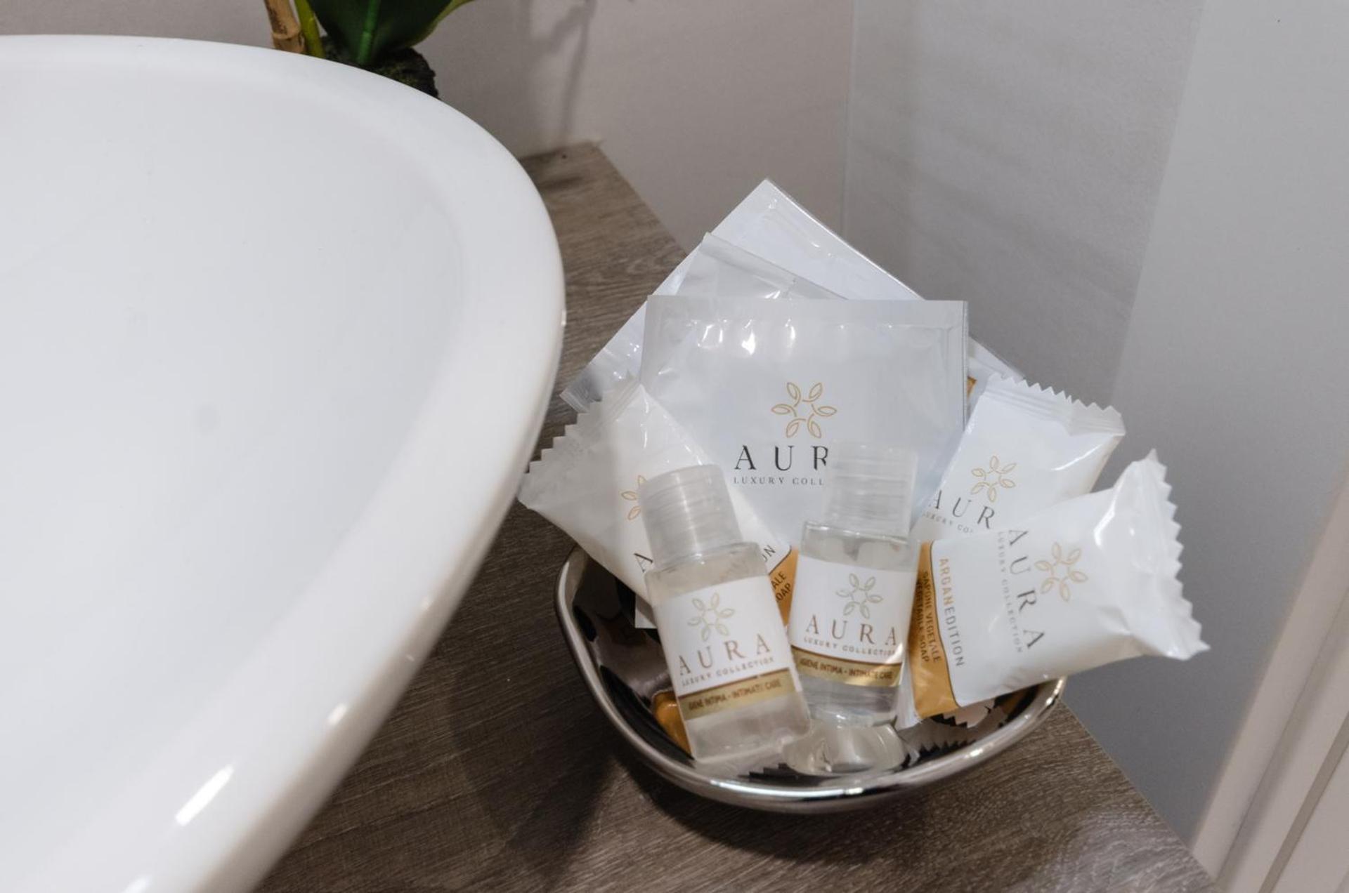Mini Loft Linate Airport And Blu Metro Apartment Milan Bagian luar foto