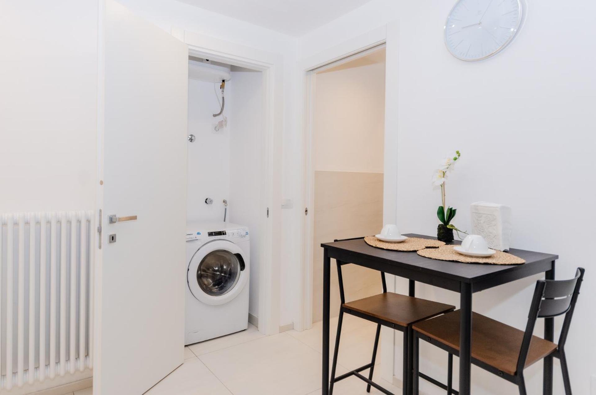Mini Loft Linate Airport And Blu Metro Apartment Milan Bagian luar foto